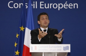 Do čela Evropské unie nastupuje Francie v čele s prezidentem Sarkozym.