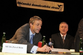 Mirek Topolánek získal podporu regionálního sněmu v Jihlavě.