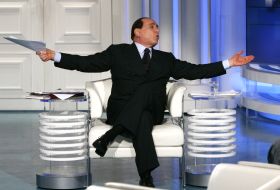 Mumie se vrací. Stálé návraty nezničitelného Berlusconiho.