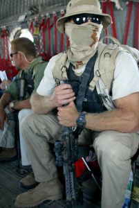 Zaměstnanec Blackwateru jako ochranka tehdejšího správce Iráku Paula B
