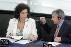 Jana Bobošíková a Vladimí Železný v europarlamentu.