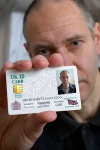 Identity card - kámen úrazu