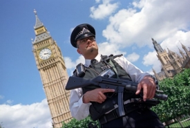 Británie v hledáčku teroristů.
