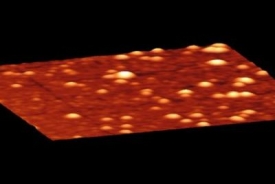 Nanobublinky dokáže zobrazit pouze mikroskop atomové síly (AFM).