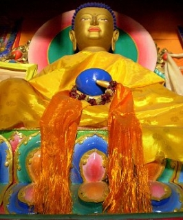 Buddha v gompe v Ngawale.