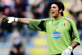 Brankář italského Juventusu Gianluigi Buffon. Jak dlouhou ještě?