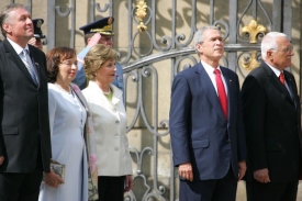 Bushova návštěva v Praze.