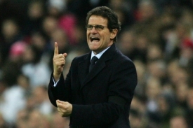 Trenér fotbalistů Anglie Ital Fabio Capello.