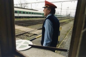 České dráhy loni v osobní dopravě prodělaly čtyři miliardy korun.