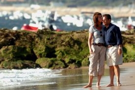 Déjà vu aneb Sarkozy na dovolené s ex-manželkou Cécilií, srpen 2006.
