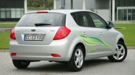 První hybrid značky Kia vznikl z hatchbacku Cee´d.