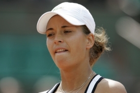 Tenistka Petra Cetkovská prošla v Pařížio do osmifinále.
