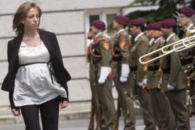 Nová španělská ministryně obrany Charme Chacónová.