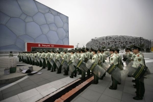 Olympiádu má hlídat až 90 tisíc členů bezpečnostních složek.