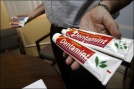 Je libo kontaminovanou zubní pastu Made in China?