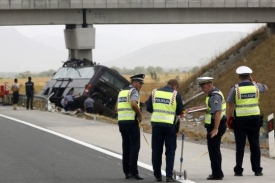Chorvatští policisté vyšetřují tragédii slovenského autobusu.