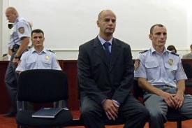 Mirko Norac v soudní místnosti