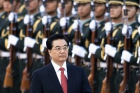 Čínský prezident Chu Ťin-tchao na vojenské přehlídce