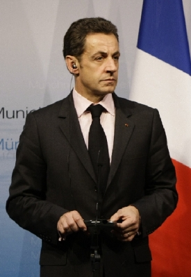 Sarkozy kritizoval to, že francouzská firma přesunula výrobu do Česka.