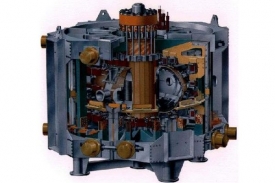 Tokamak Compass če&scaron;t&iacute; fyzikov&eacute; z&iacute;skali z Velk&eacute; Brit&aacute;nie.