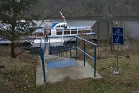 Hlavní plavební sezona na Dalešické přehradě končí 4. října.