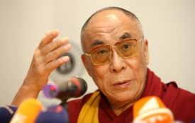 Lidé v Tibetu jsou považováni za zločince, upozorňuje dalajlama.
