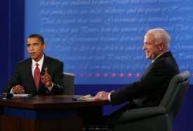 Obama s McCainem při třetí televizní debatě.