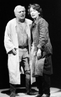 s herečkou Hanou Maciuchovou v Divadle na Vinohradech, 1986