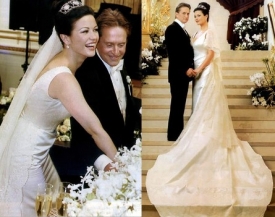 Michael Douglas si vzal Catherine ve slavn&eacute;m newyorsk&eacute;m hotelu Plaza.
