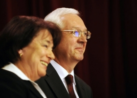 Před volbou: Jiří Drahoš (vpravo) a Eva Syková.