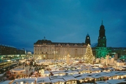 Drážďanský Striezelmarkt je nejstarším vánočním trhem v Německu.