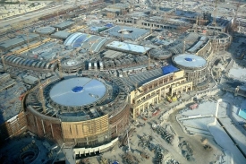 Dubai Mall během výstavby.