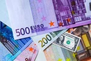 Za 30,126 slovenské koruny bude jedno euro