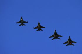 Ilustrační foto - stíhačky F-16.