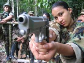 Ve výcvikovém táboře FARC, nedatováno.