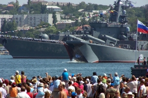 Kam s ní? Po roce 2017 může ruská černomořská flotila ztratit domov.