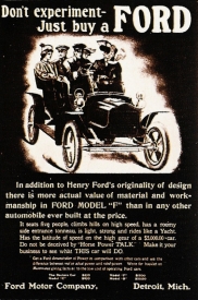 Slogan „neexperimentujte, prostě si kupte Ford“ vystihuje dobu kdy každoročně vznikaly desítky nových automobilek, aby vzápětí zanikly. 