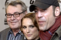 Režisér Miloš Forman a herci Natalie Portmanové a Javier Bardem přicházejí na českou premiéru Formanova posledního filmu Goyovy přízraky, která se uskutečnila 31. ledna v Praze.