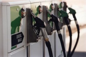 Ceny benzinu a nafty v posledních dnech prudce rostou.