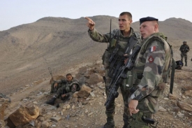 Francouzští vojáci v Afghánistánu.