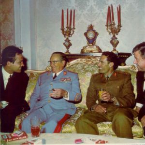 Kaddáfí (vpravo) a Jugoslávský diktátor Josip Broz Tito