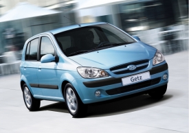 Hyundai Getz se v Maďarsku prodává pod jménem Click. Pojmenování malého populárního hatchbacku u Hyundai trochu nezvládli. Zkuste říci slovo „getz“ u našich jižních sousedů nahlas...