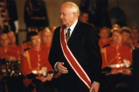 Michail Gorbačov se stal pradědečkem.