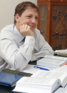 Stanislav Gross jako koncipinet v advokátní kanceláři, 2005.