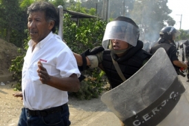 Guatemala se marně snaží potírat obchod s narkotiky.
