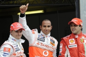 Lewis Hamilton zvítězil v kvalifikaci.