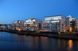 Ekopředměst&iacute; Hammarby Sj&ouml;stad vyrostlo na brownfields.