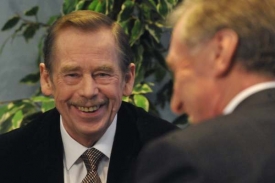 Prezident nemůže domů i kvůli chřipkov&eacute; epidemii.