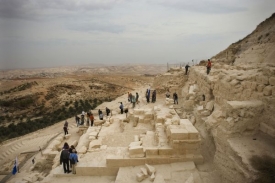 Mauzoleum v bývalé pouštní pevnosti Herodium.