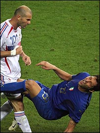 Střet Materazziho se Zidanem